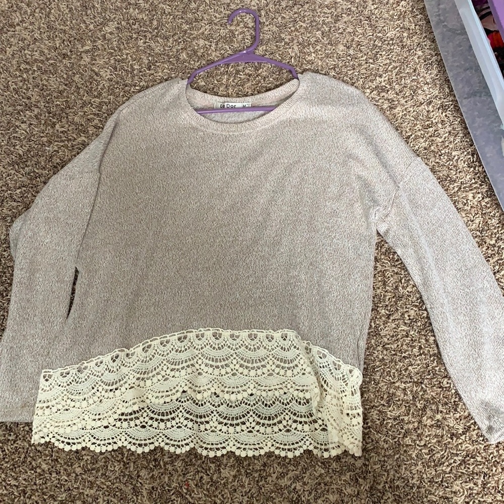 New condition Brown blouse with lace trimming